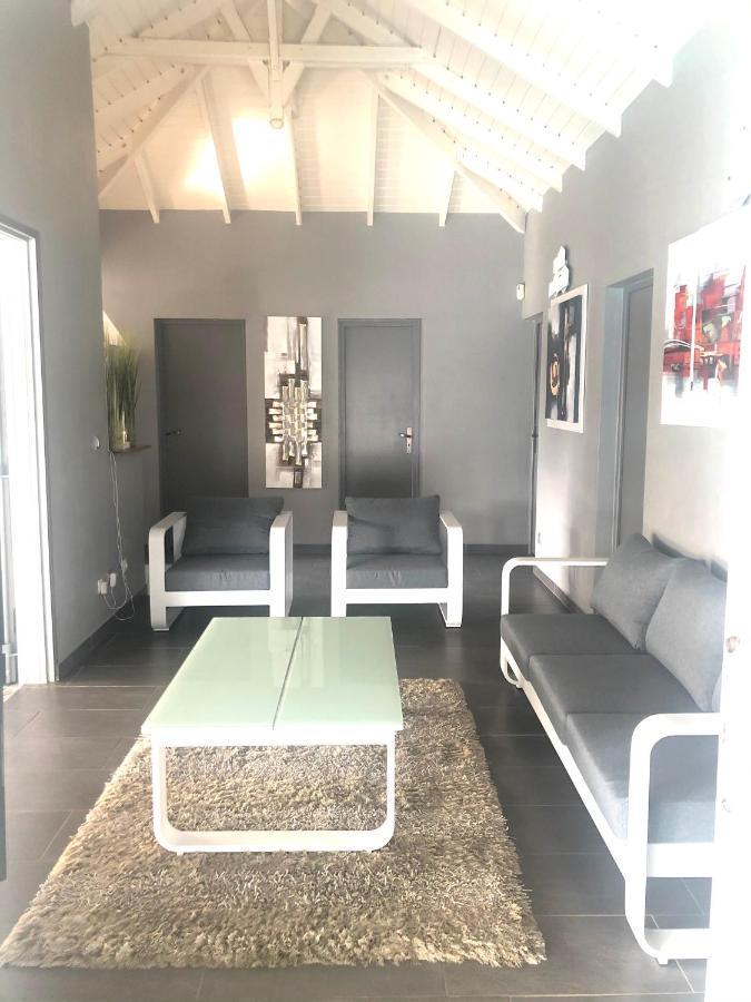 villa SEO avec jacuzzi proche de la plage Sainte-Anne  Extérieur photo